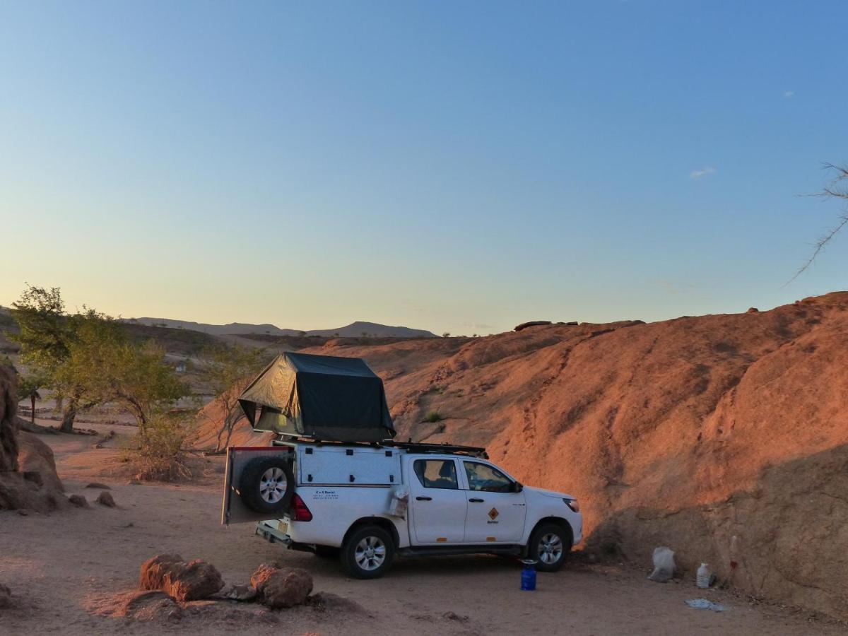 Ozohere Campsite And Himba Village Uis Экстерьер фото